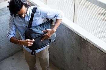 PeakDesign ピークデザイン エブリデイバックパック20L ジェットブラック BB-20-BK-1 #11419 Amazon.co.jp: 【国内正規品】PeakDesign ピークデザイン