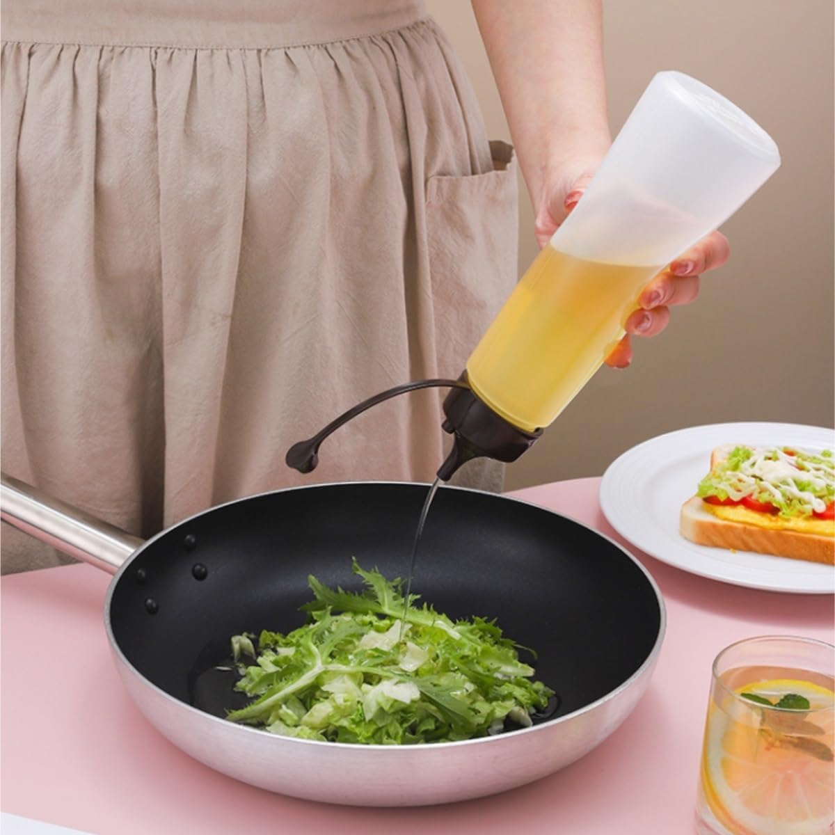 Squeeze Bottle Ketchup Salad Dressing Soy Sauce Container Condiment Squeeze Bottle Pack of 6 Dinnerware(Orange,500ml)