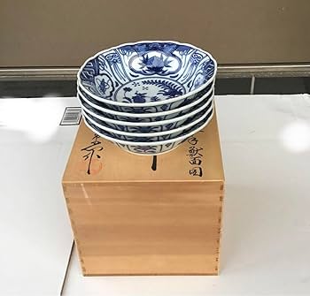 Amazon.co.jp: 40. 有田焼 源右衛門窯 染付芙蓉手獣面図 中鉢5客