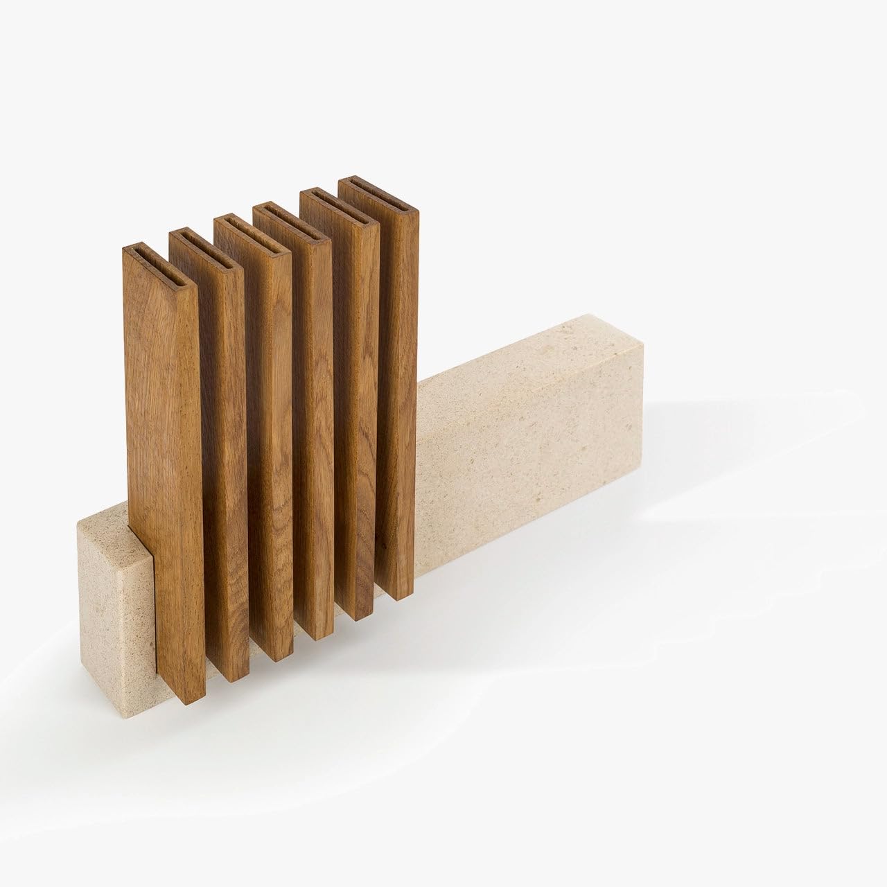 Arcos Petra Messerhalter, aus Kalkstein und Holz, 28 x 36 x 7 cm, für 6 Messer (Messer nicht im Lieferumfang enthalten)