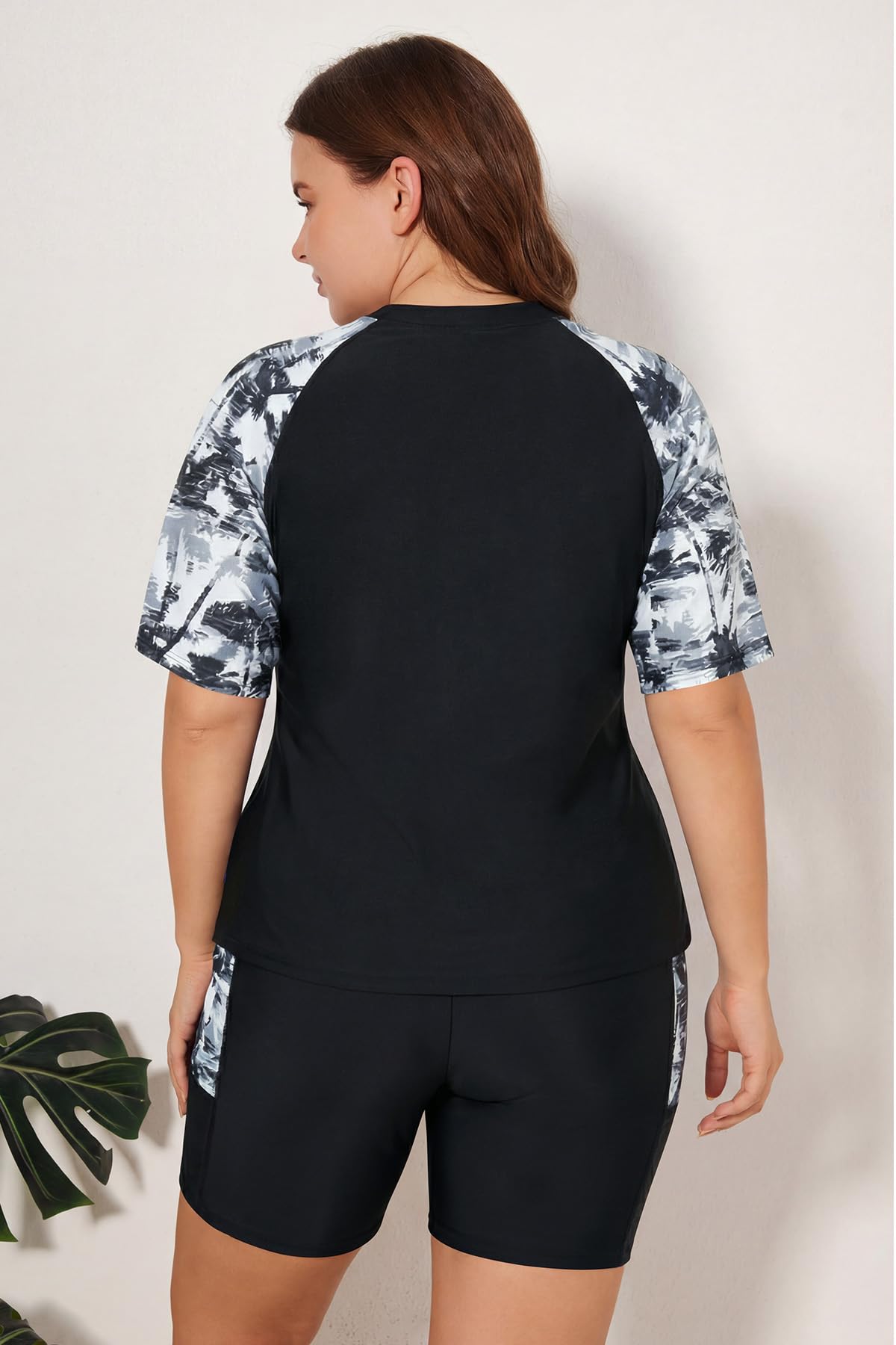 SHEKINI Großgröße Damen Rash Guard Set Badeshirt mit Badeshorts Schnelltrocknend Schwimmshirt für Surfen Sonnenschutz Badeanzug