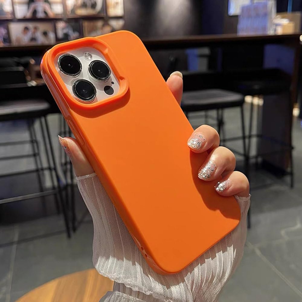 Coque iPhone 15 silicone liquide tendance pour look urbain - 7