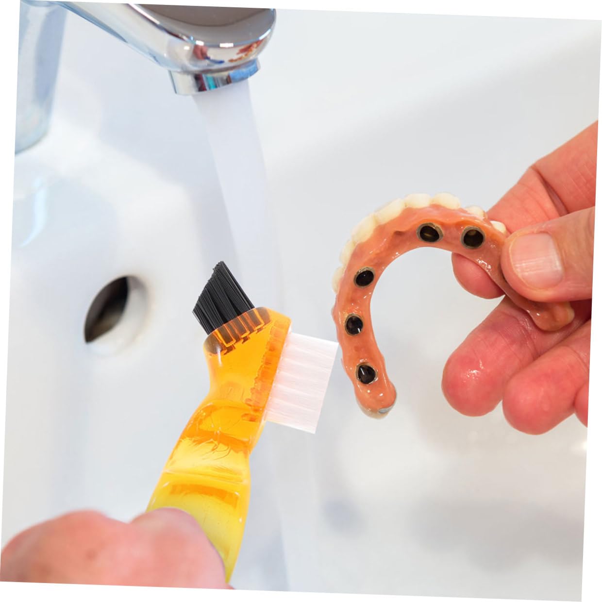 HANABASS Spazzola per Pulizia Dentiera Mini Doppia Testa Multifunzionale 3pezzi in Plastico Pp Creativa per Orale Domestica