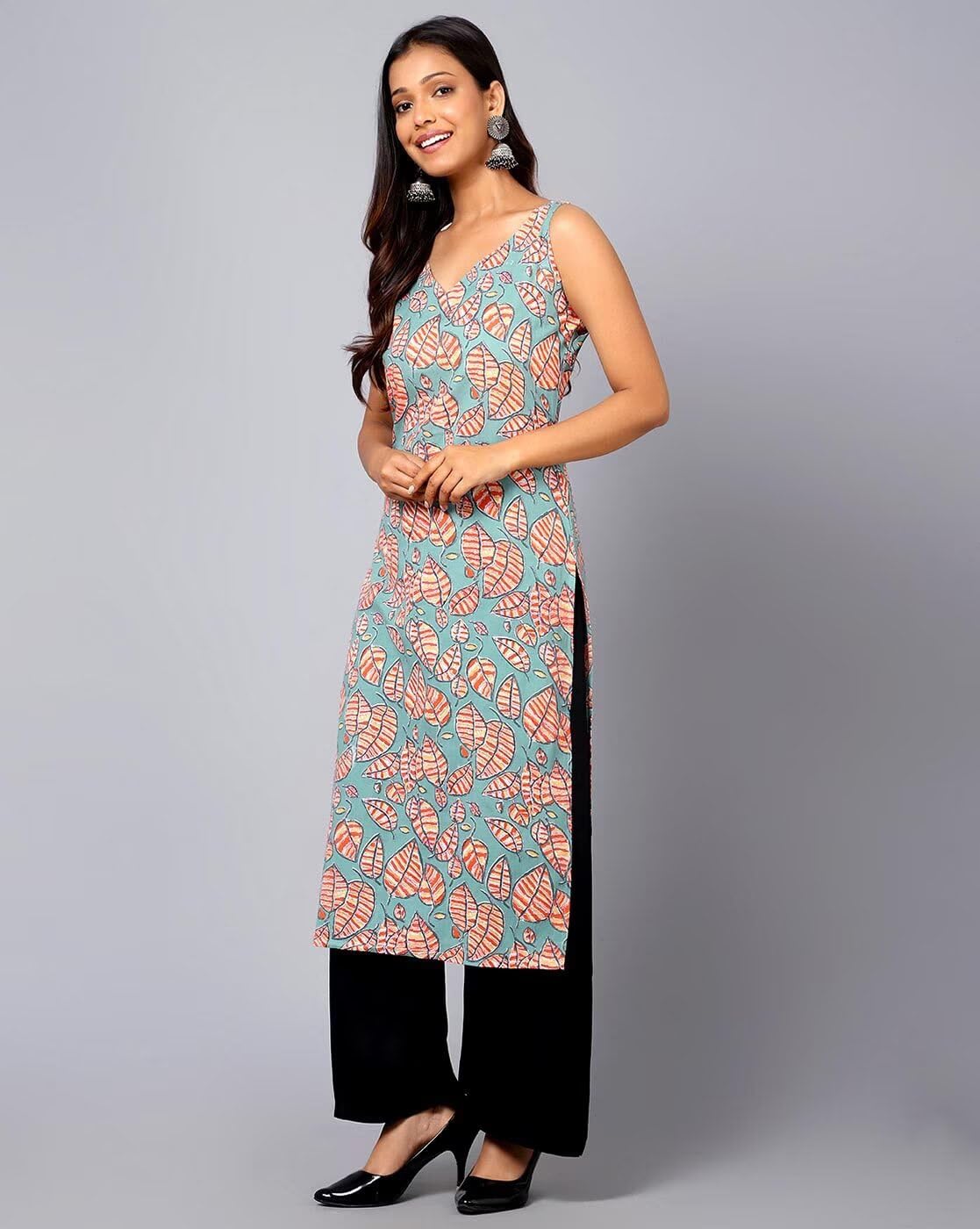 Patlani Women's Crepe Full Stitched Kurti. Peach