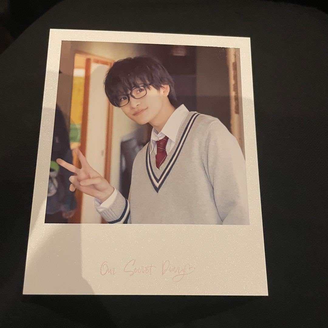 Amazon.co.jp: 交換ウソ日記 高橋文哉 入場特典 チェキ X : 文房具