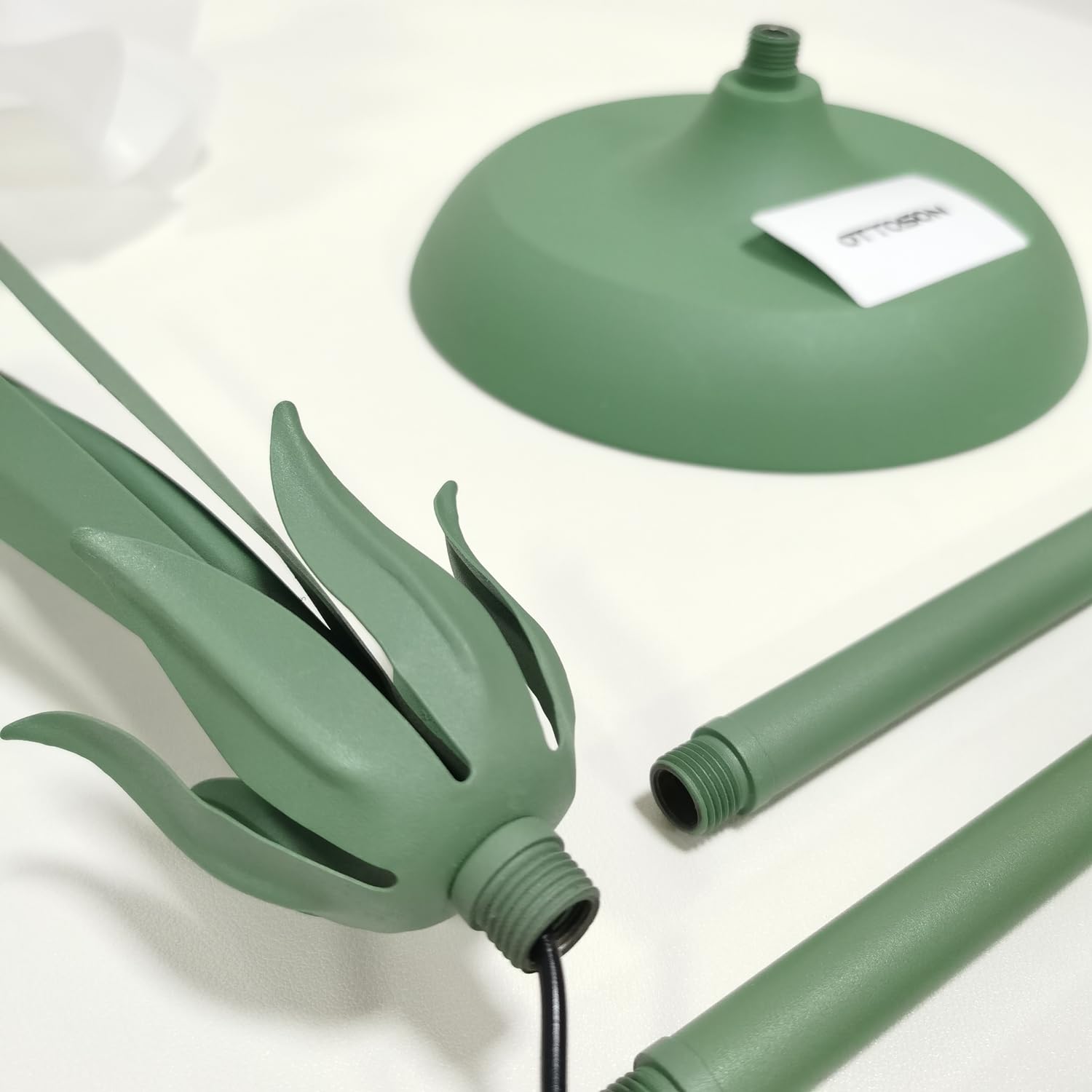 Amazon.co.jp : モダンな花の形のフロアランプ、マカロングリーン1