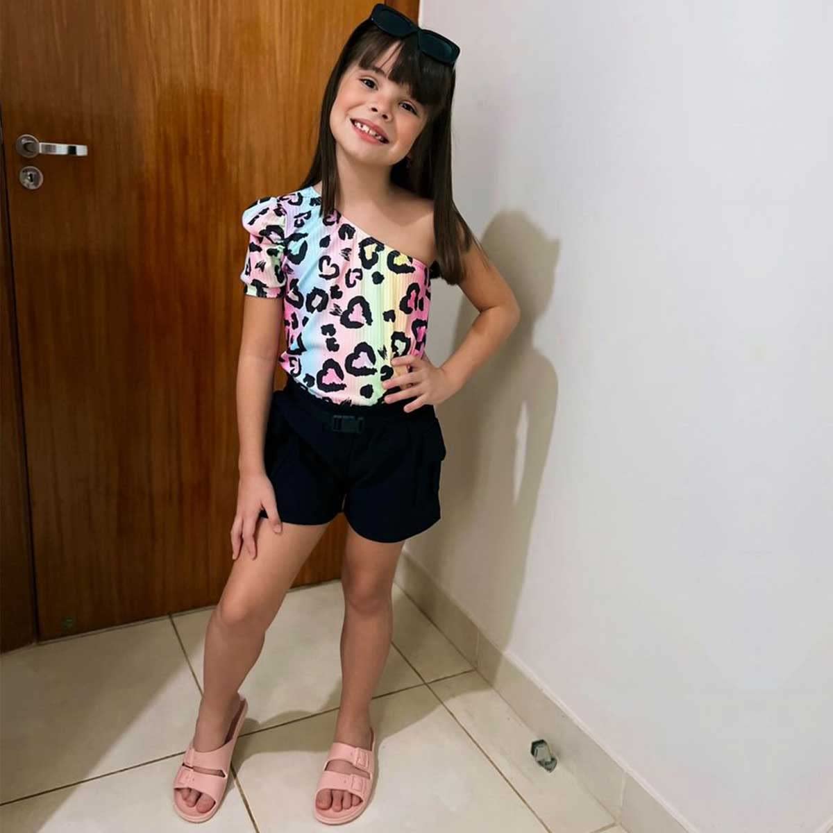 Chinelo Infantil Feminino Nº 25 ao 40 Sandália Moda Papete Menina Leve 12.46 em promoção! Veja a oferta e mais achadinhos de Sandálias & Chinelos Infantis 5 Hoje é o melhor dia para comprar Chinelo Infantil Feminino Nº 25 ao 40 Sandália Moda Papete Menina Leve 12.46 com aquele preço maroto! Promoção! Aproveite a oferta! 5