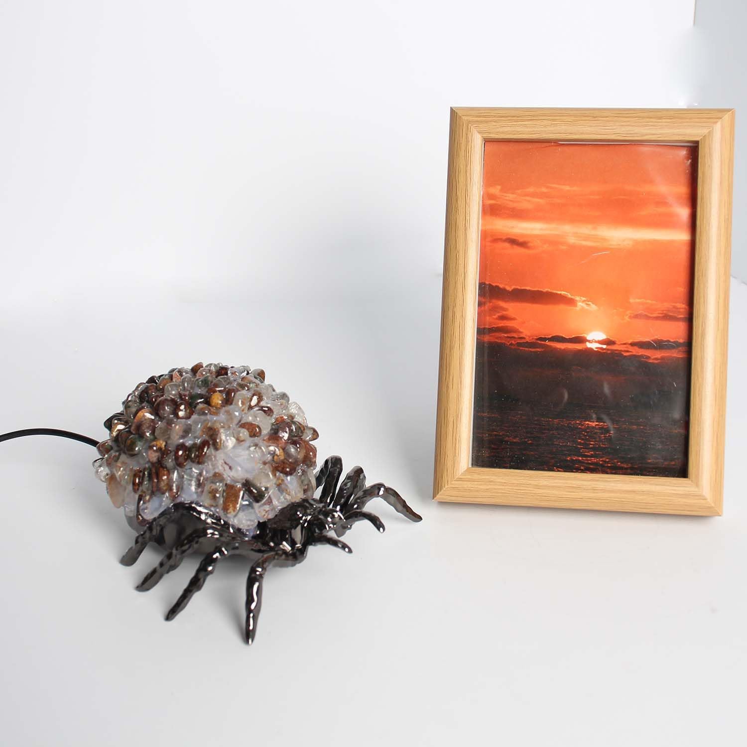 Phantom Crystal W1141 Spider Night Light, USB Powered Decorative Lamp with Gemstone Shell and Bronze Metal Base, Healing Stone Accent Light for Home, Office