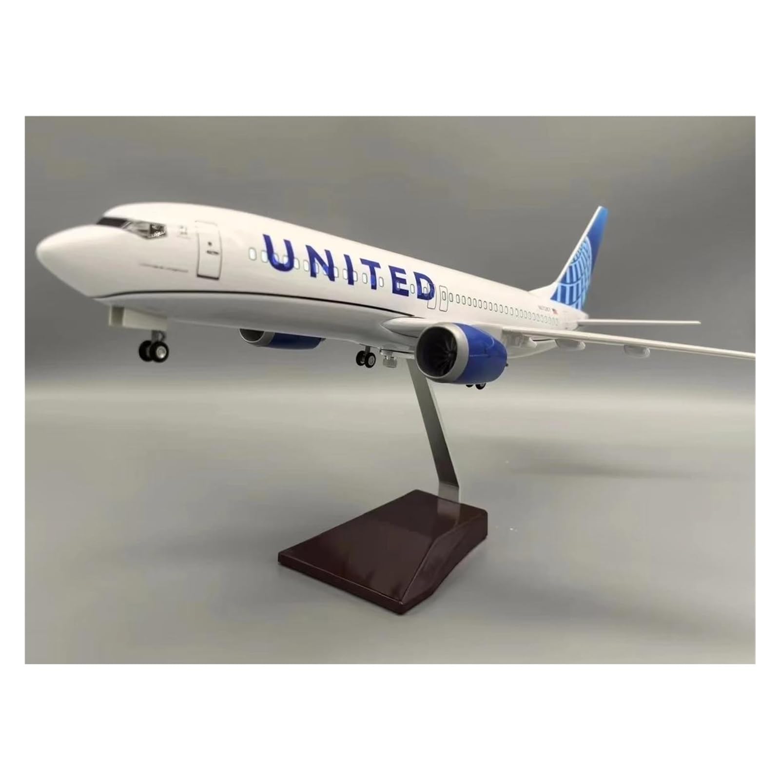 Skala samolotu 47CM dla Boeinga 737 samolotu United Airlines Model odlewu samolotu samolot Model samolotu dekoracja biuro nadaje się do wyświetlania (bez światła)