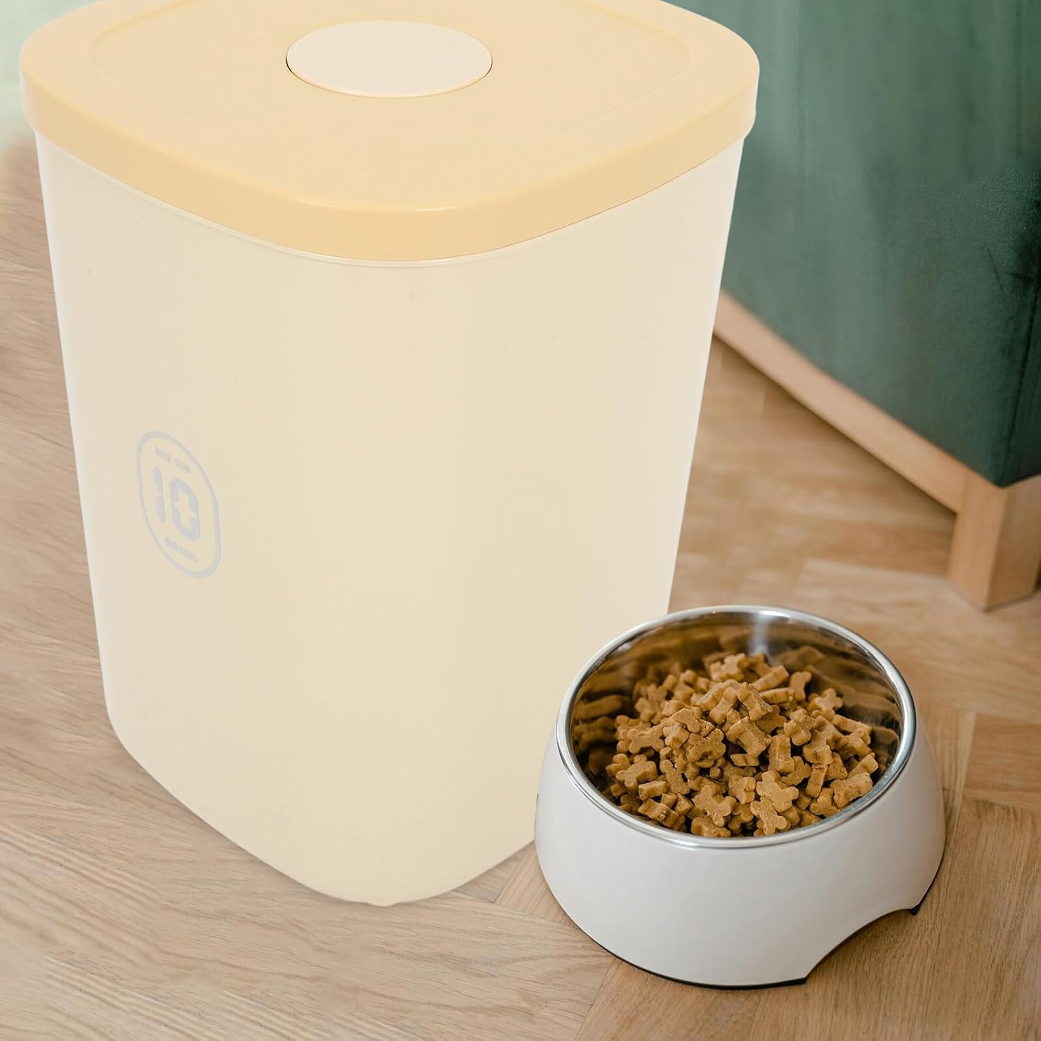 Totority Large Capacity Vacuum Sealed Pet Food Storage Container with Airtight Lid Yellow Grain Bucket for Dog and Cat Food Moisture-proof for Home Use