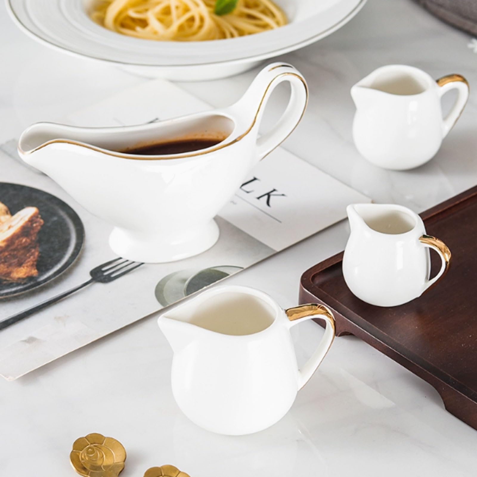 MRKU Pot à Lait, saucière, Tasse à Eau, pichet, Distributeur de crème et de café, sucrier, en céramique avec liseré doré, élégant, Couleur Miel, Bec verseur Anti-Goutte