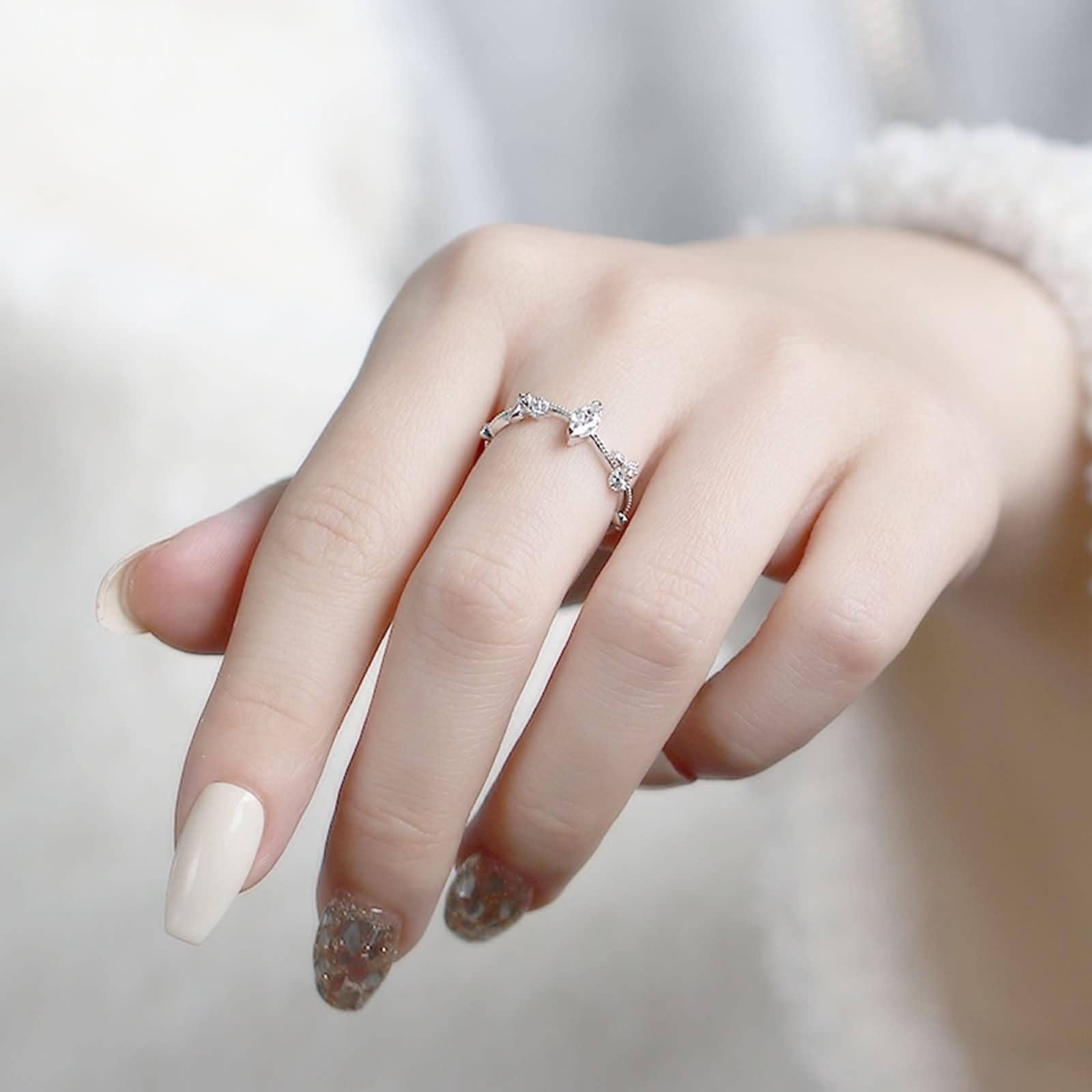 Coppia di anelli in vero oro bianco 9 K/14 K/18 K con marquise, moissanite, a forma di fiore