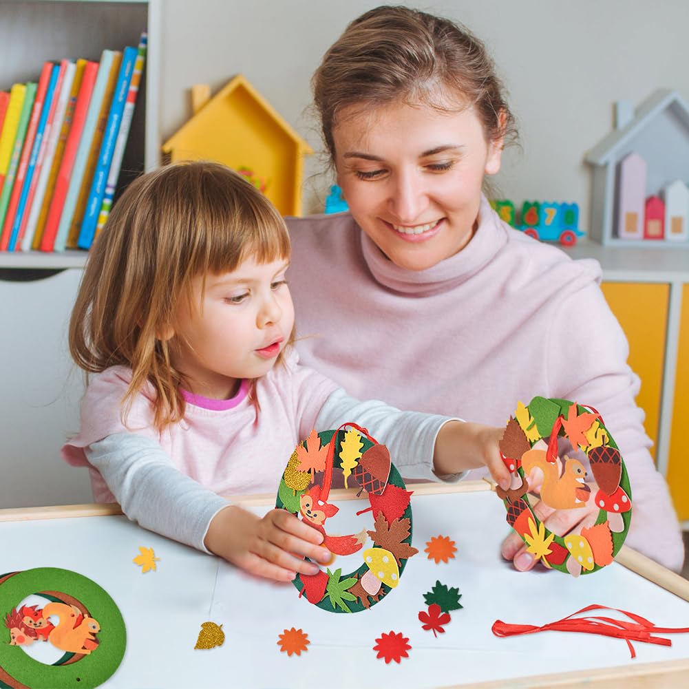Ainiv 3 szt. zestaw do tworzenia jesiennych wieńców dla dzieci, zestaw DIY z naklejkami liści klonu, grzybów i zwierząt, filcowy zestaw rzemieślniczy DIY - odklej i przyklej dla dzieci do zajęć