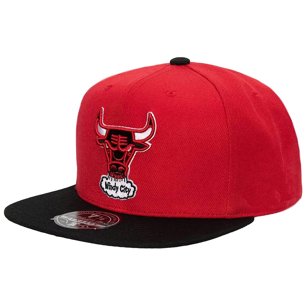 Chicago Bulls Reload Dynasty 2 Tone Fitted Hat Cap - Red and Black
