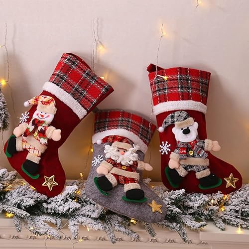 Miniatura 5 de YANOOLH Medias de muñeco de nieve esponjosas de Navidad 3D paquete de 4 bolsas de felpa personalizadas de 16 pulgadas para decoración de gnomos