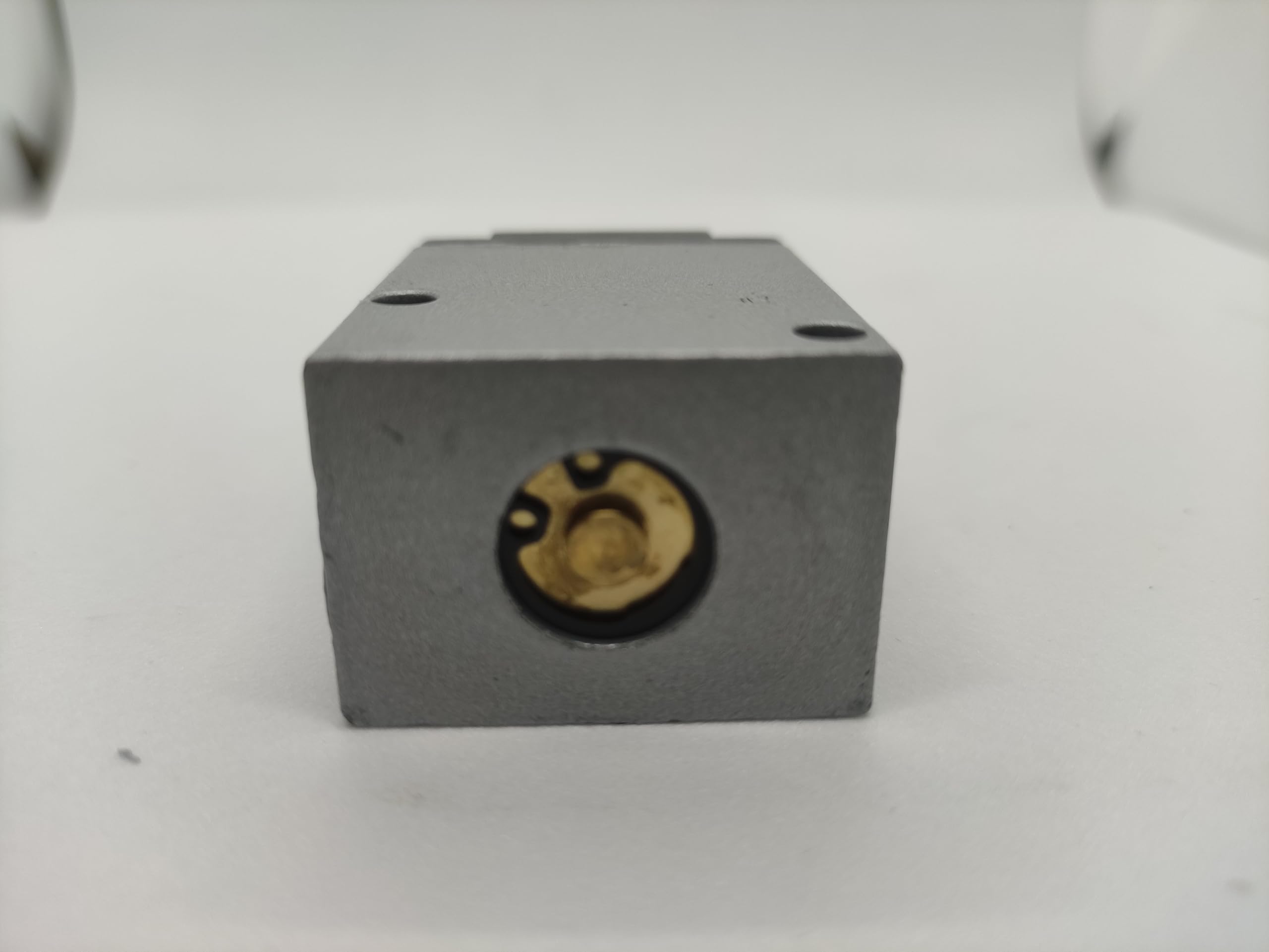 AF-2520 UNIVER ELETTROVALVOLA PNEUMATICA AD OTTURATORE 3/2 G 3/8"