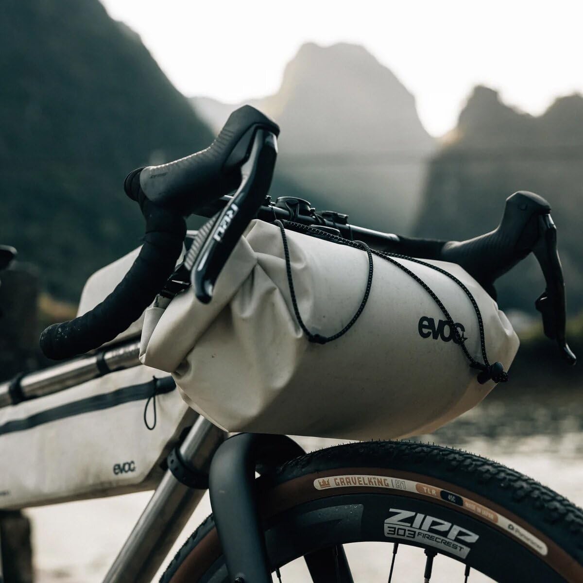 EVOC BOA WP 5L wasserdichte Lenkertasche mit werkzeugloser Fixierung & Dual-Side | Fahrradlenkertaschen
