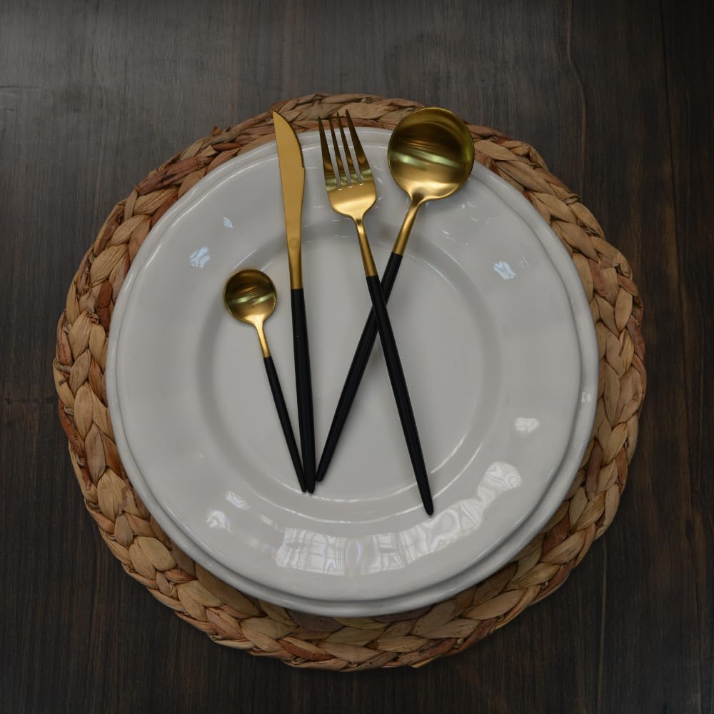 EME Cuberteria Deluxe Juego de 24 piezas fabricado en Acero Inoxidable 18/10 en color y negro. Incluye: 6 Cuchillo de mesa, 6 Cuchara de mesa, 6 Tenedor de mesa y 6 Cuchara de café postre.