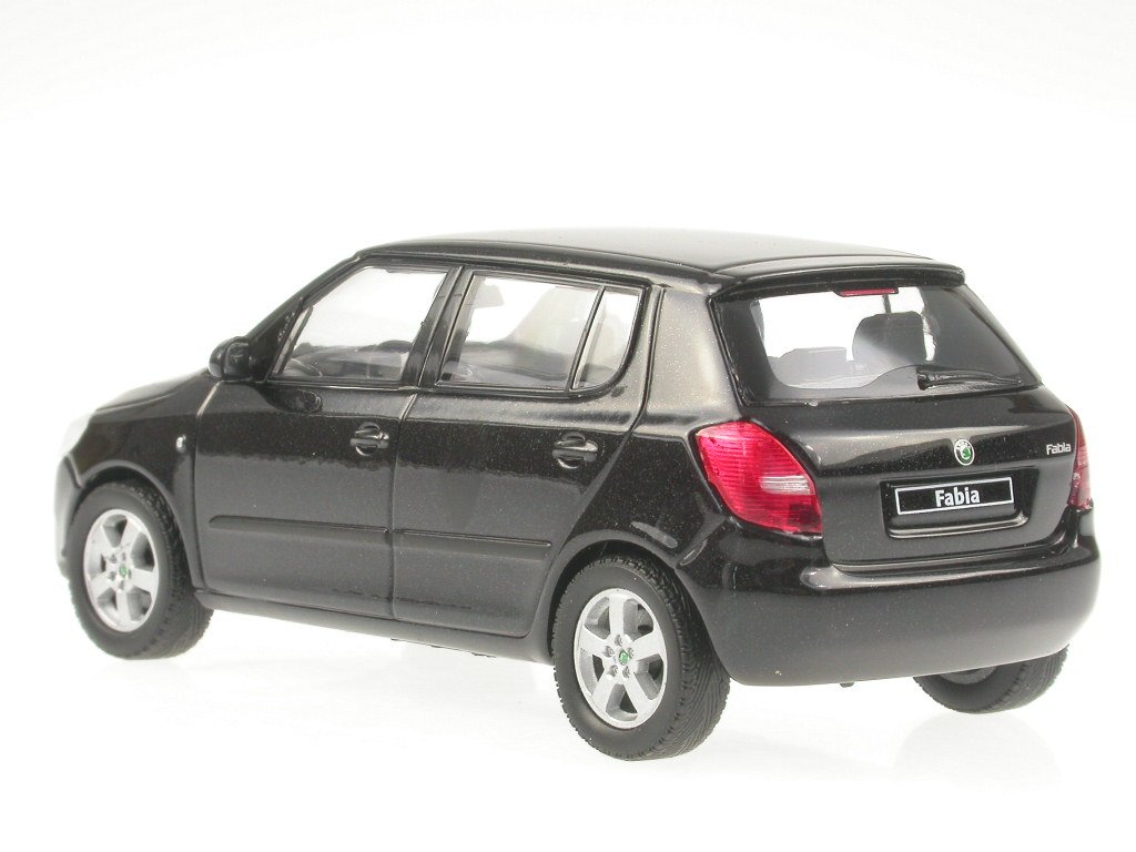 Abrex Skoda Fabia 2 Black Model Car 1:43: Amazon.de: Toys