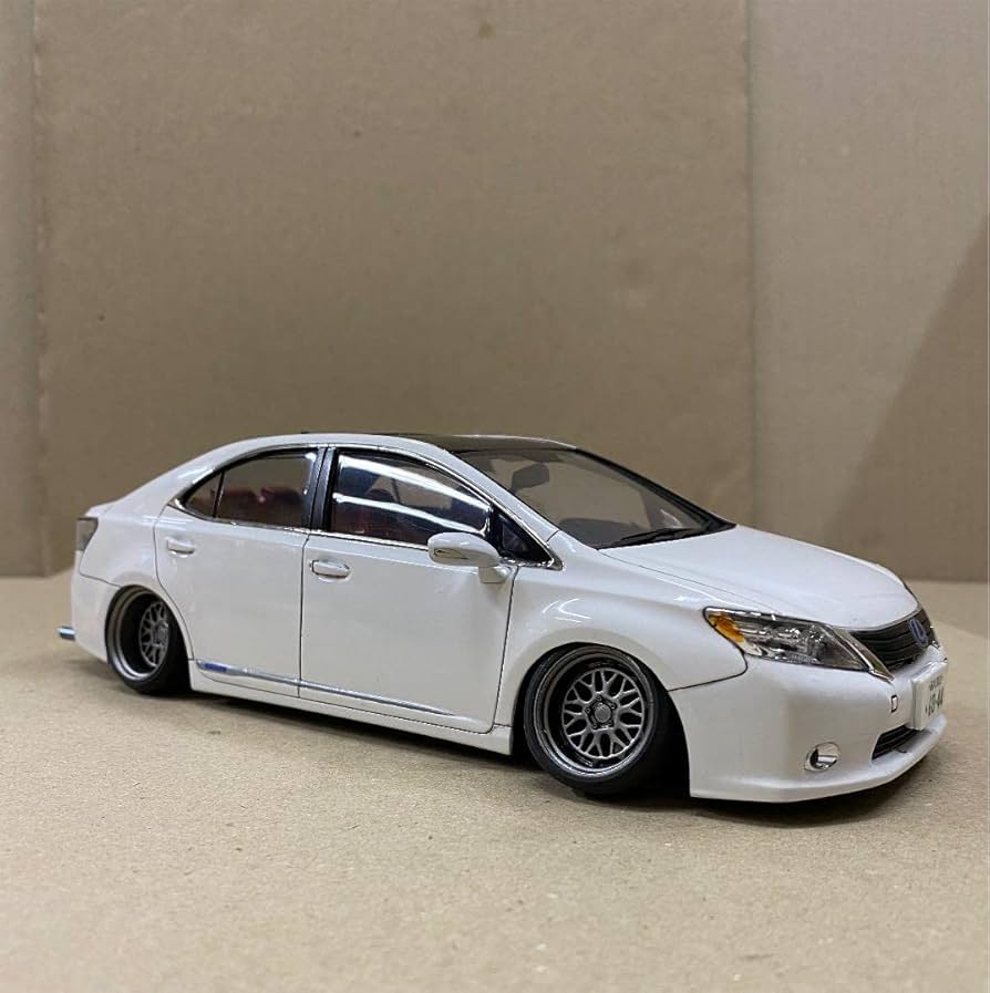 プラモデル完成品 フジミ1/24 レクサスHS250h ローダウン