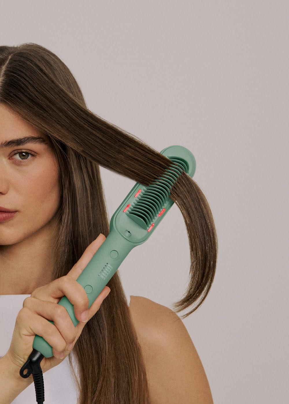 CREATE/ION LED STYLER/Spazzola lisciante ionica con trattamento LED verde salvia/Tecnologia anti-frizz, protezione anti-scottatura, spegnimento automatico di sicurezza, 35W