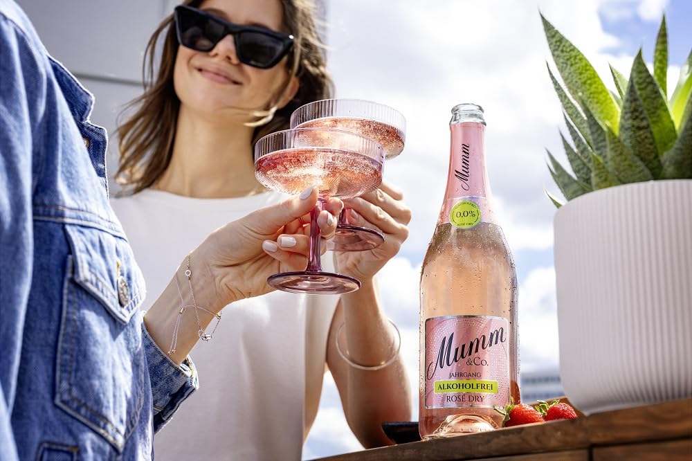 Mumm Rosé Dry Alkoholfreier Jahrgangssekt 0,0% vol. (6 x 0.75 l) (Packung mit 4)