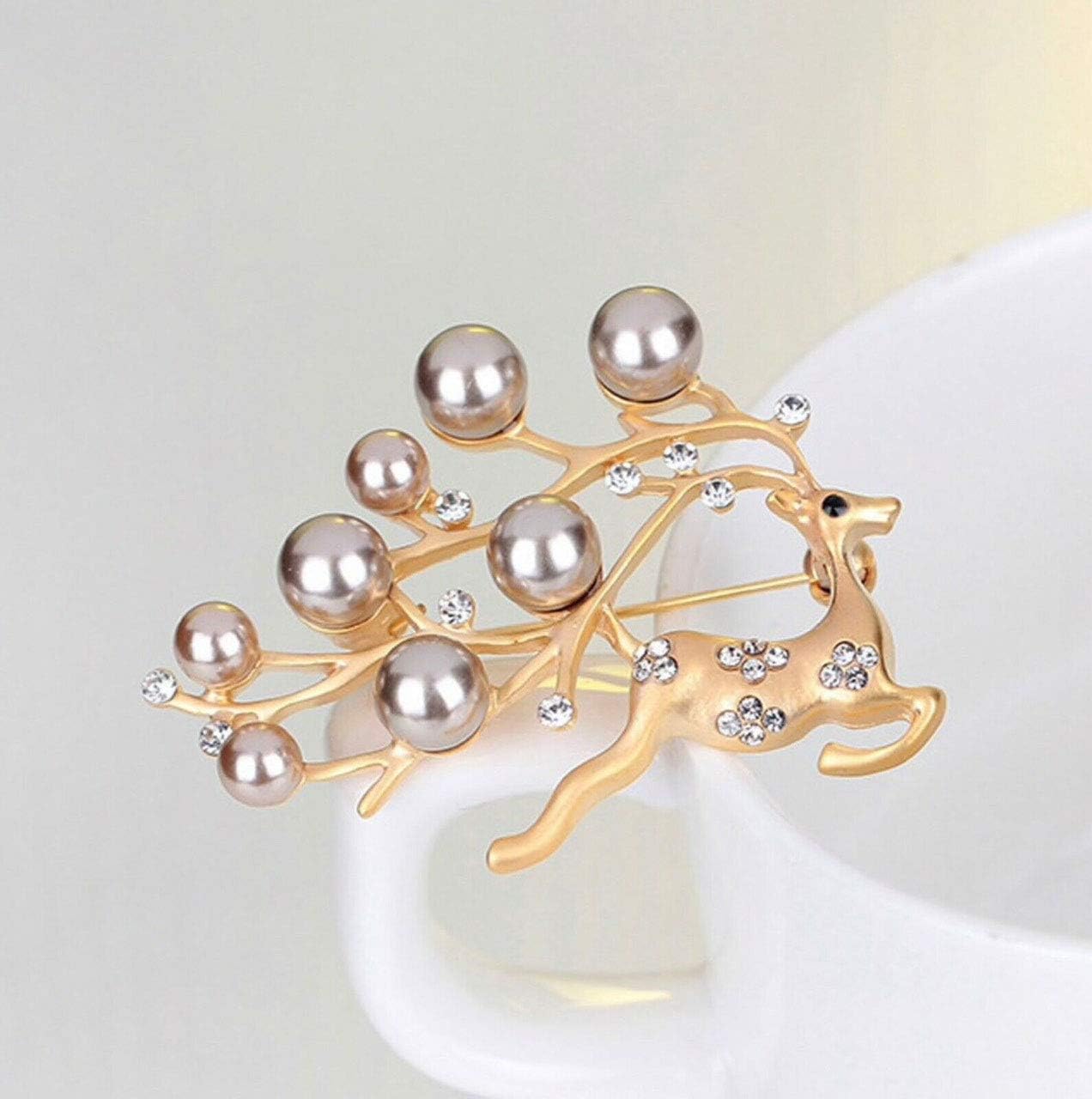 YouBella Jewellery Latest Stylish Crystal Unisex Deer Shape Brooch for Wedding/Party for Women/Girls/Men, Onesize, Crystal, Cubic Zirconia