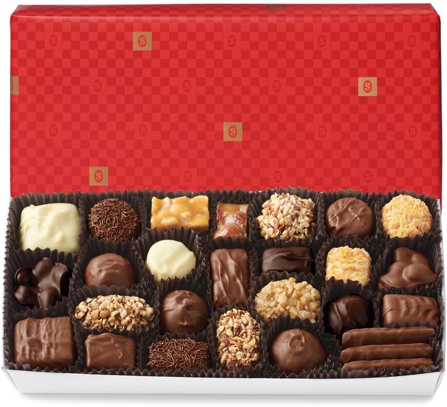 Chocolate & Variety (2 Pound (Pack of 1), Red Gift Wrap)