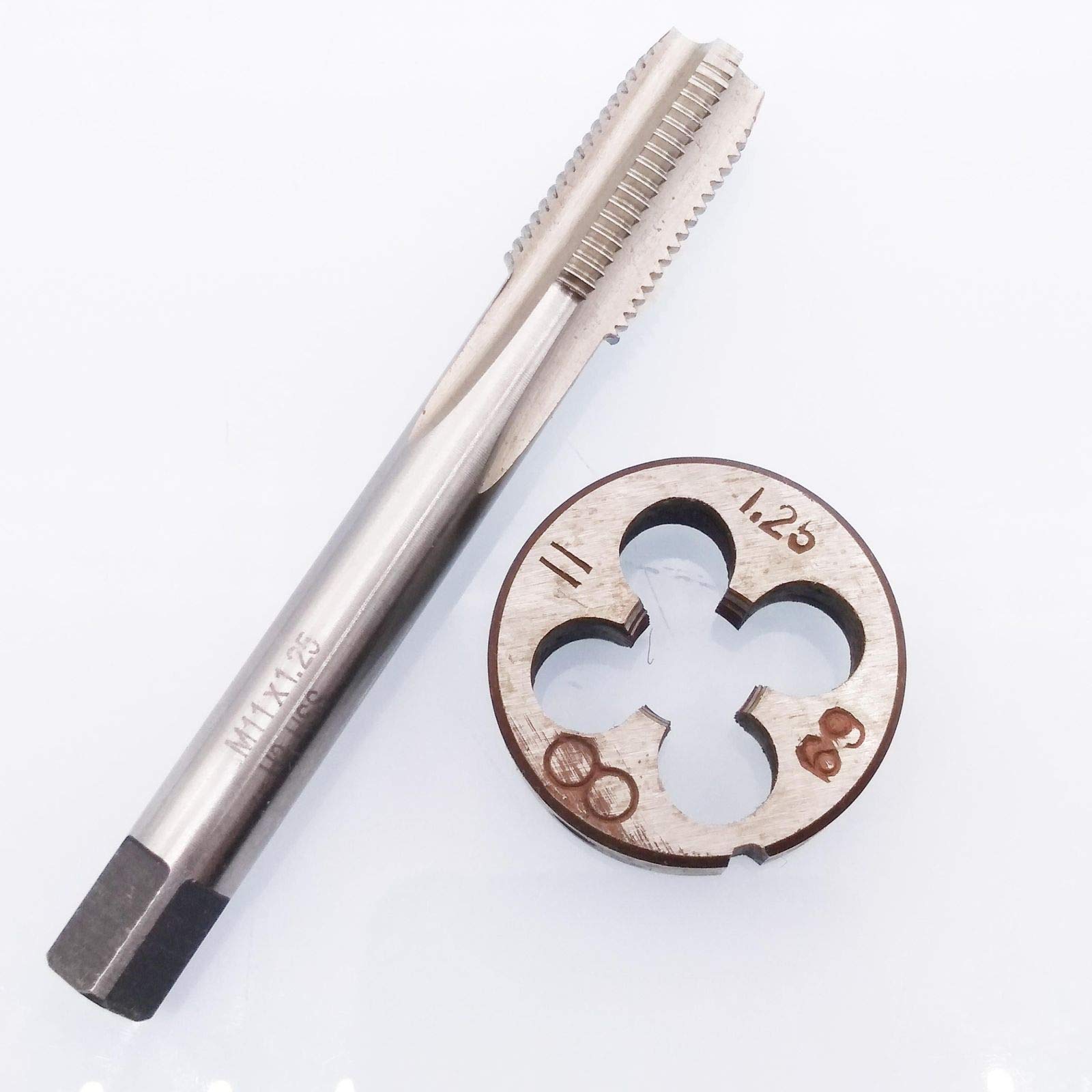 Macho HSS M11 x 1,25 mm y rosca métrica M11 x 1,25 mm para mano derecha