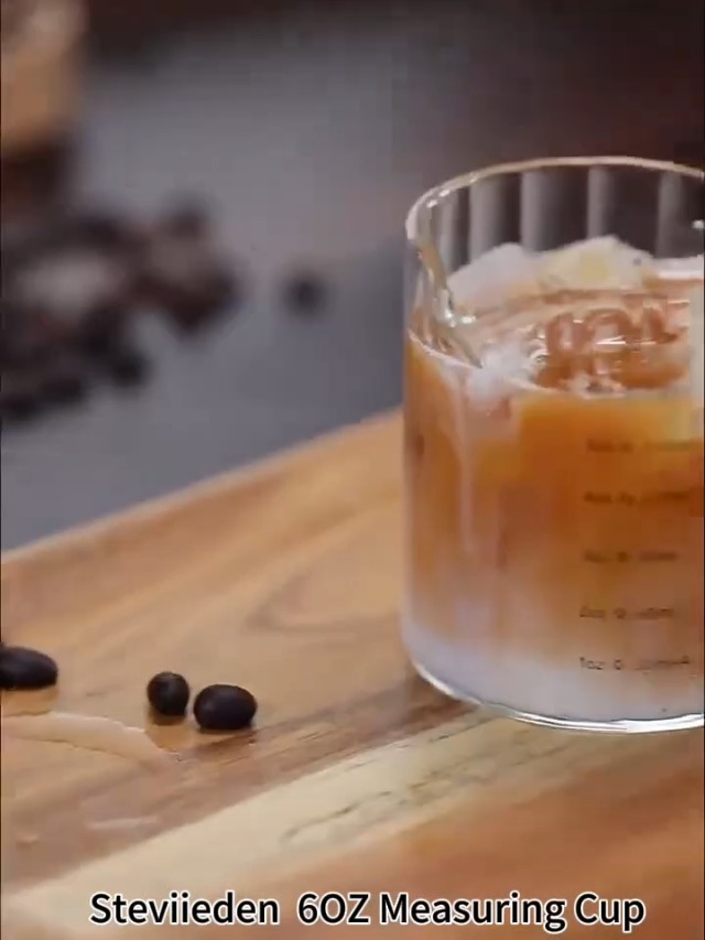 Vaso medidor de vidrio para espresso 6 oz con asa miniatura 7