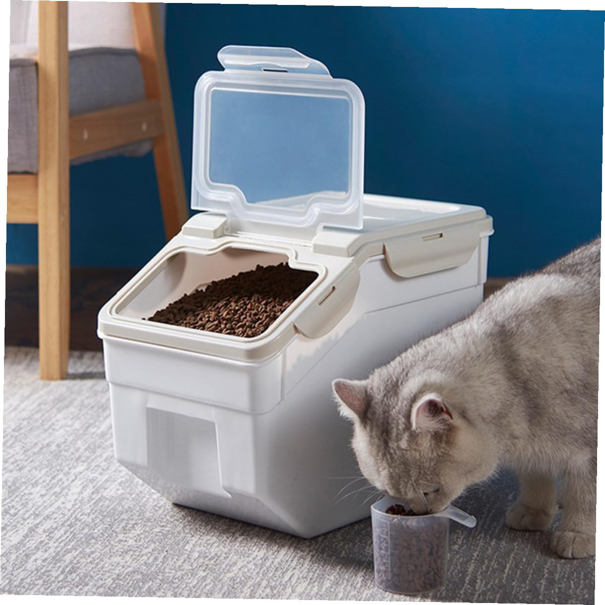 LALAFINA Contenitore per Crocchette per Cani Design Ermetico e Sicuro, Materiale Pp Beige, Forma a Barile, e Grande, Raffinato e Pratico per Conservazione Alimenti Pet