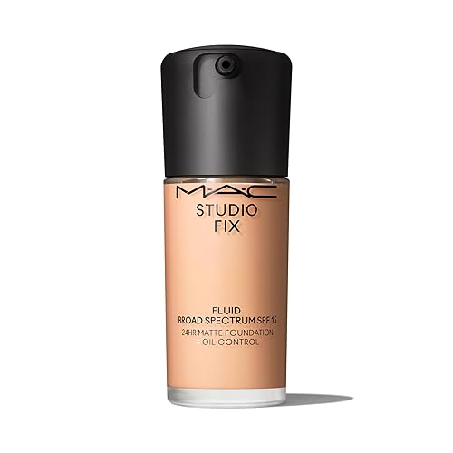 Miniatura 17 de MAC Studio Fix Fluid SPF 15, 1 oz, N4.75 N4.75,Beige,NC 16,NC15,NC25,NC35,NC40,NW10,NC20,NC10