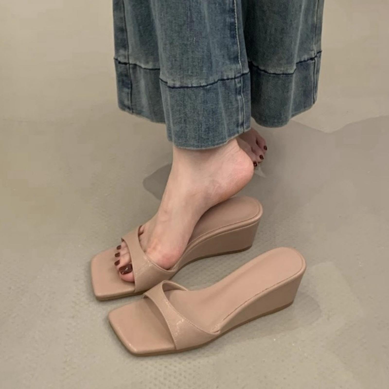 JJDFW damskie sandały z kwadratowymi palcami, szeroki pasek, sandały z płaskim obcasem PU dla kobiet, 3-5 cm, niski obcas klinowy, otwarte palce, buty na co dzień na wiosnę i lato