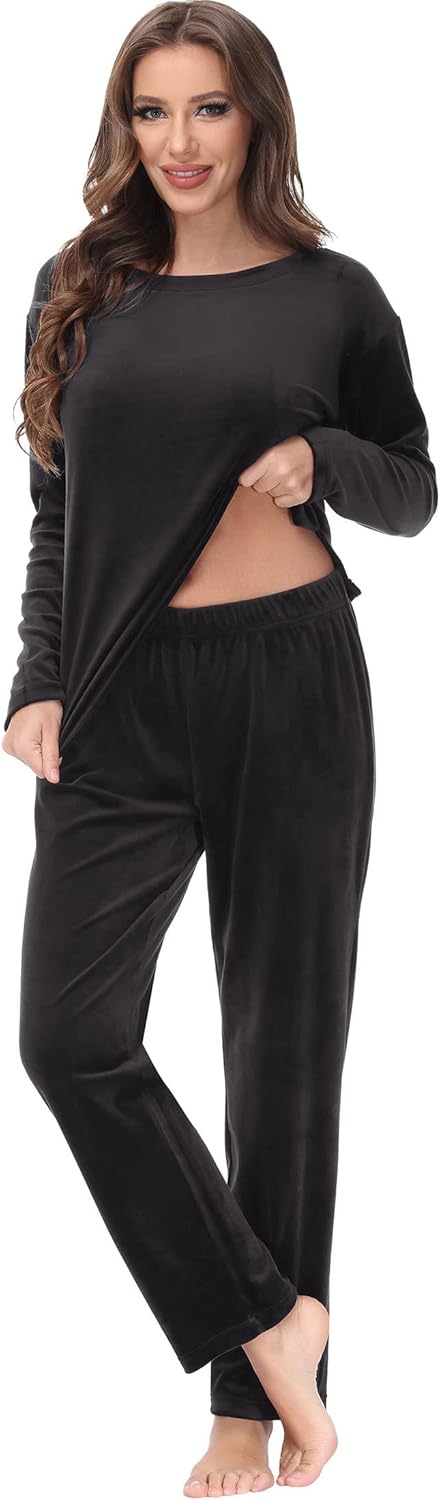 COZZIPLUS Women Velour Sweatsuits Sets Lounge Set 2 Piece Sweatsuit Crew Neck Sweatshirt and Sweatpant Velvet Jogging Suit Black Large