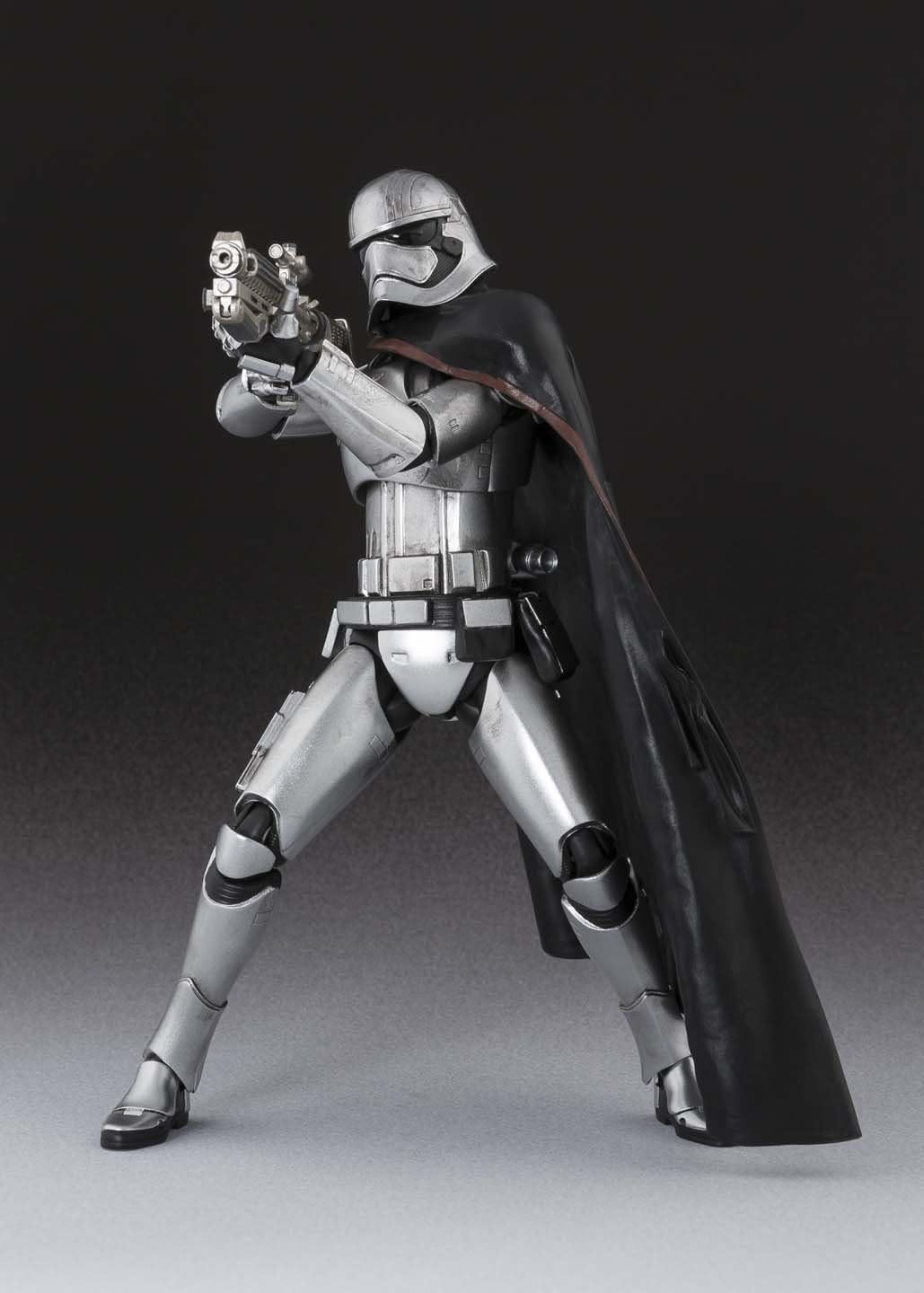S.H.フィギュアーツ スター・ウォーズ キャプテン・ファズマ 約155mm ABS&PVC製 塗装済み可動フィギュア