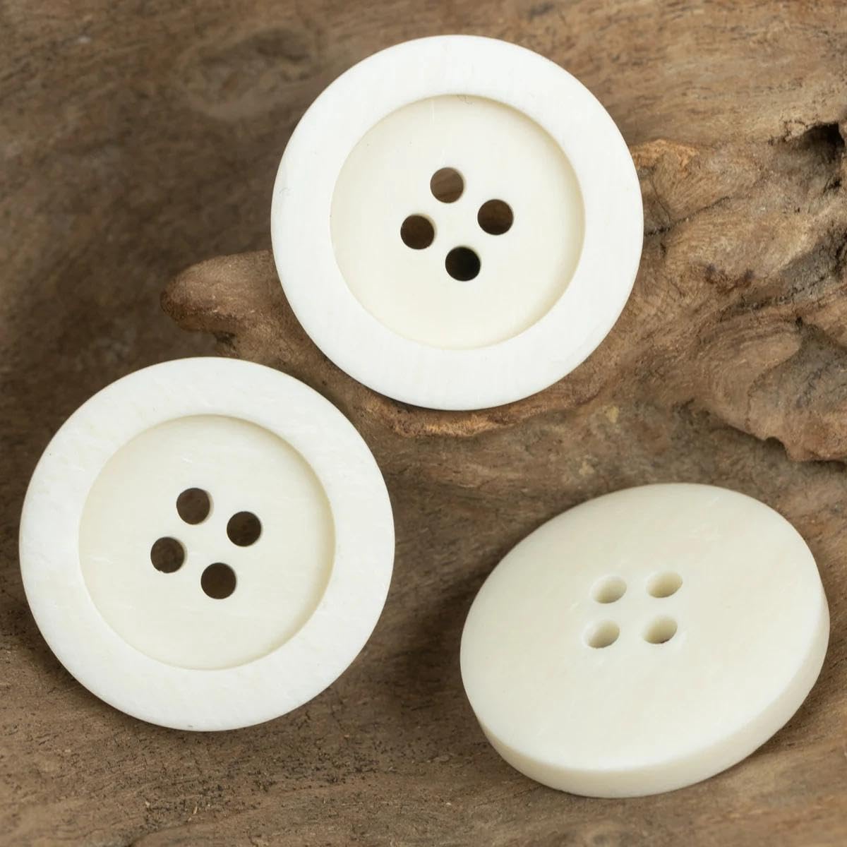 6 Bottoni In Legno Di Ulivo A Forma Di Fiore - 2 Fori, Fatti A Mano, Produzione Europea (27 Mm)