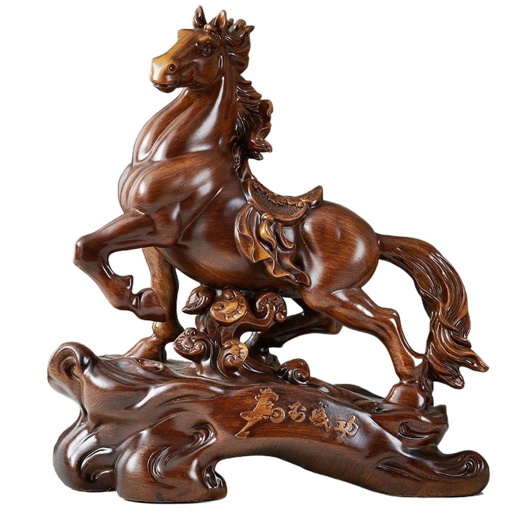 Cheval vers le succès en résine dorée pour une décoration de bureau raffinée