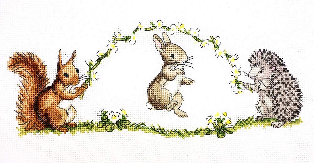 Creative World Of Crafts Clear Skipping Along Cross Stitch Kit