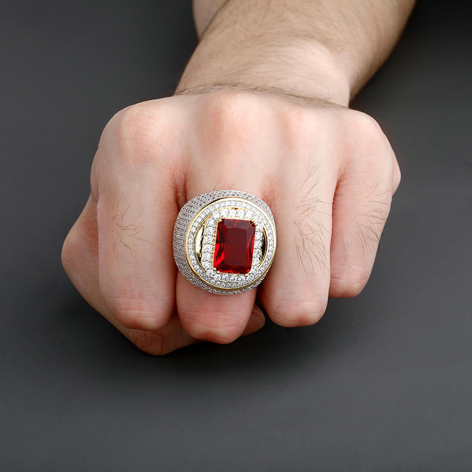 Herren-Ring mit kubischem Zirkonia und Rubin, auffälliges Retro-Design, Statement-Schmuck, übertriebener Vintage-Stil, Band, Geschenk für ihn
