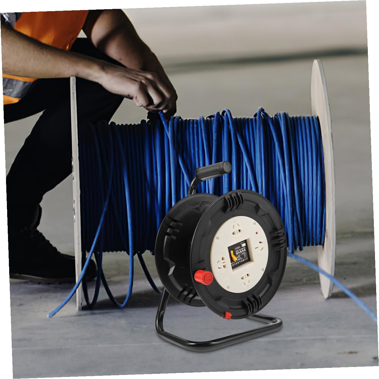 Alipis Enrollador de Cable Retractil, Carrete de Almacenamiento de Cable Negro de Plástico, Organiza y Guarda 30 Metros para Hogar y Oficina