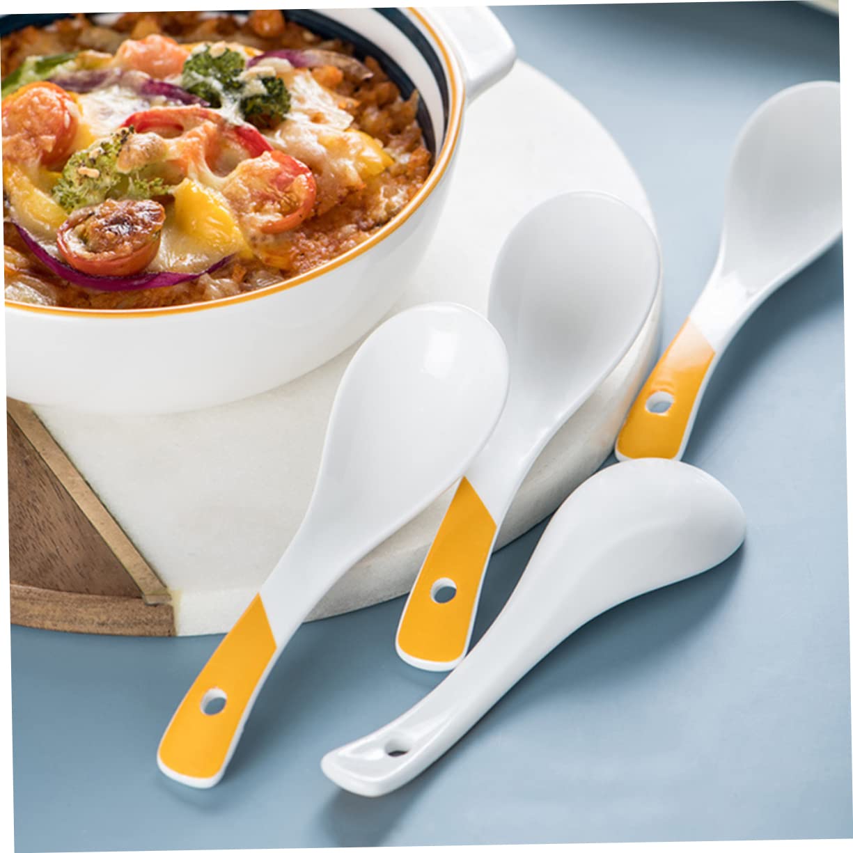 FUNOMOCYA 4pcs Ceramic Spoon Honey Spoons Chinese Spoons Fruit Spoon Soup Spoon Creative Eating Spoon Seasoning Spoons Asian Noodles Ramen Porridge Spoon Dessert Spoon Rice Ceramics White