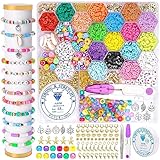 Verpackung: Das Tonperlen Set enthält 17 verschiedene Farben von Tonperlen enthält auch 2 Arten von Spleißfarben, farbige Buchstabenperlen, schwarze Buchstabenperlen, farbige Herzperlen, Blumenperlen, Tortenperlen, Muscheln, Karabinerverschlüsse und andere kleine Zubehör, eine Schere, 1 Rolle mit 5 meter elastischem Seil, eine Pinzette und 5 silberne Anhänger. Es kann Ihre Bedürfnisse nach Kunsthandwerk Schmuckperlen wie Armbändern und Ohrringen erfüllen.
