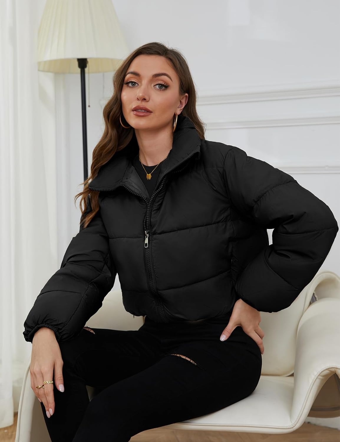 Wyeysyt Women's Cropped Puffer Jacket Winter Quilted Stand Collar Lightweight Outerwear Coats with Pockets