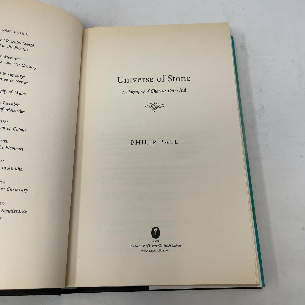 Universe of Stone: A Biography of Chartres Cathedral