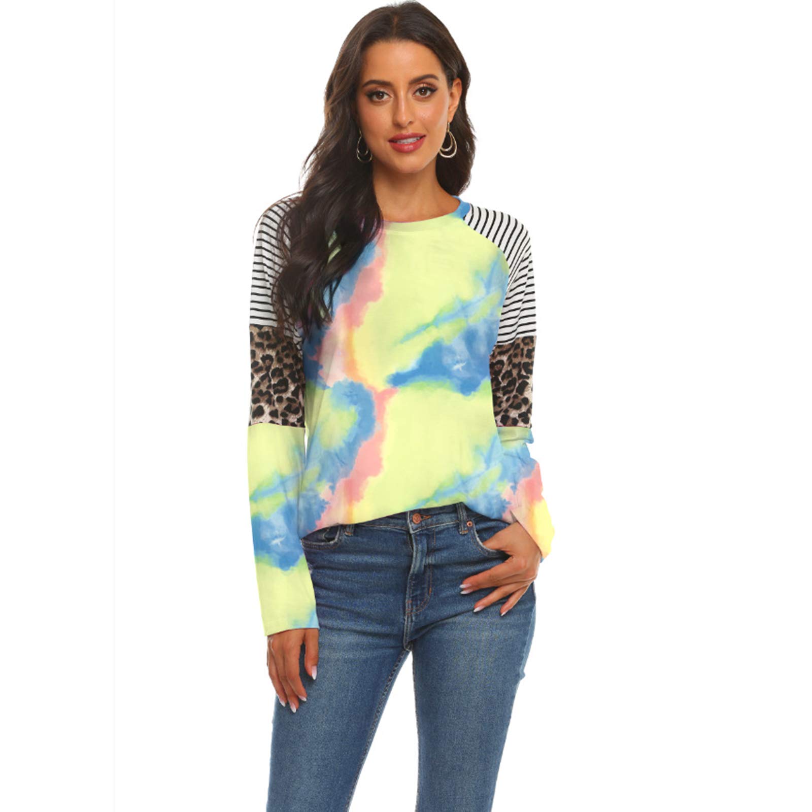 T-shirt femme tie-dyed pour sublimer votre silhouette au printemps sans effort