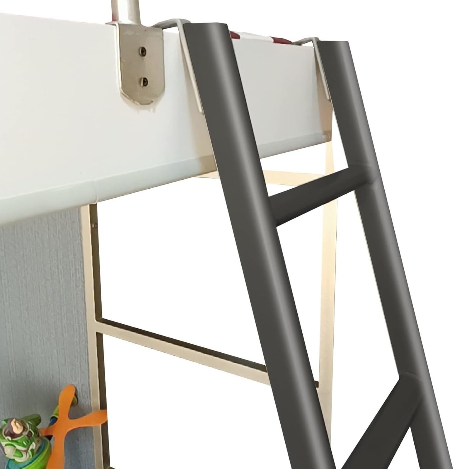 Escalera universal con ganchos para solucionar la subida segura a la litera