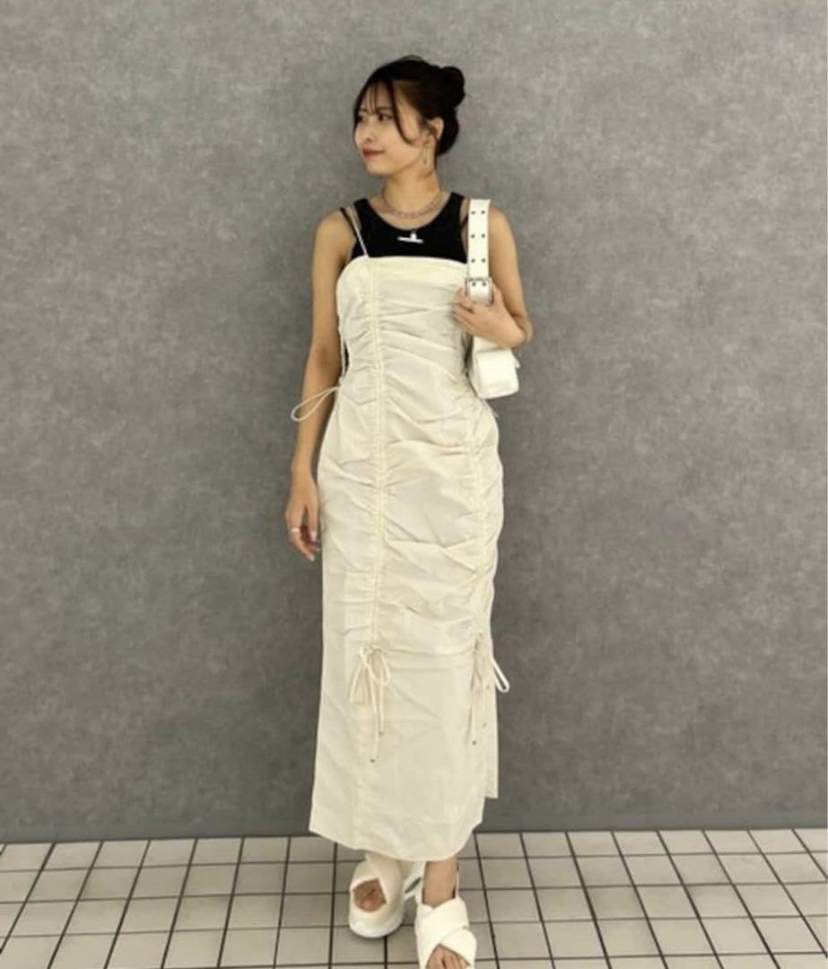 Chico ワンピース　ホワイト Amazon.co.jp: Chico ワンピース キャミ タイト ホワイト チコ