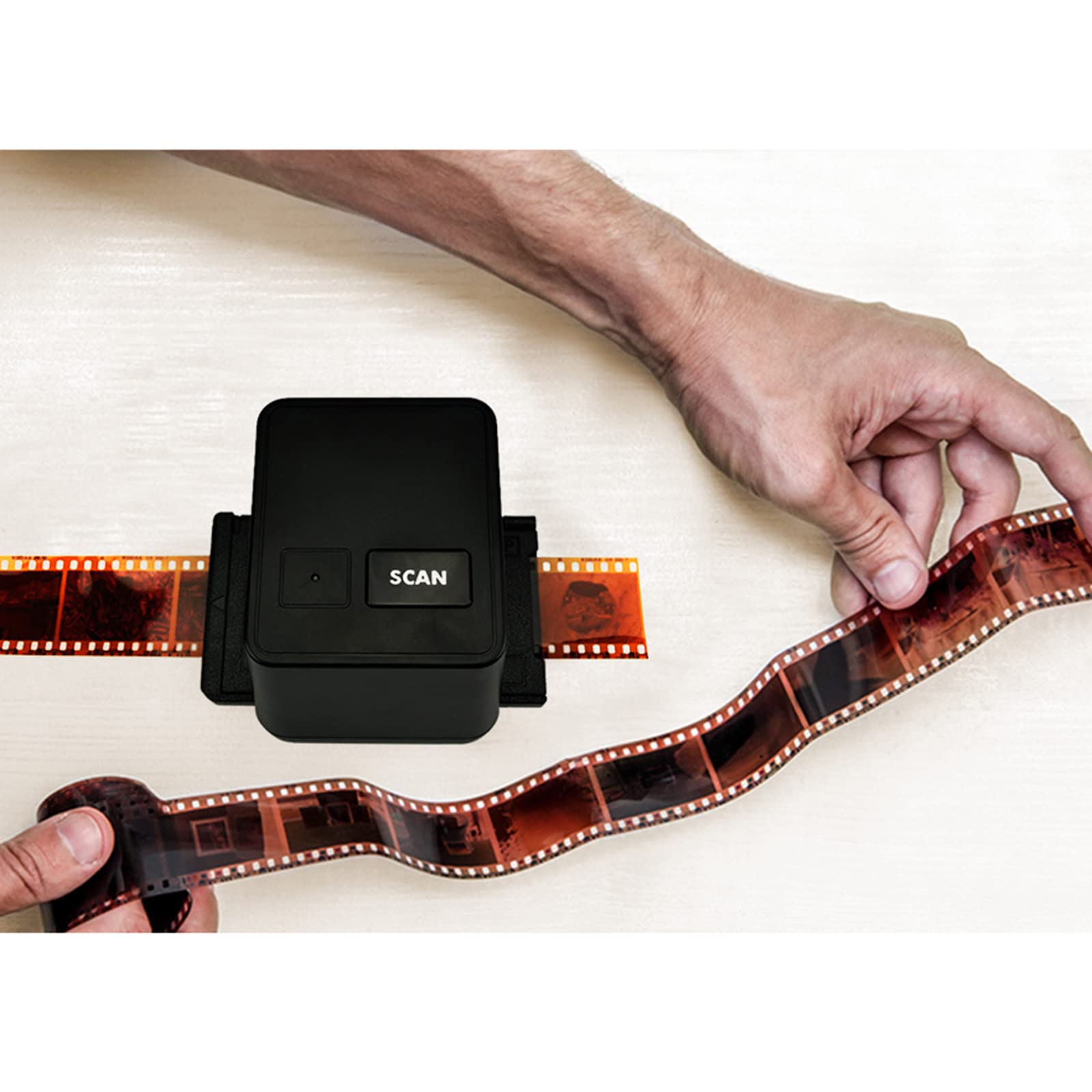 Scanner De Diapositives De Film 17MP, Mini Visionneuse Numérique, Convertit Films Négatifs Et Diapositives en Photos JPG HD