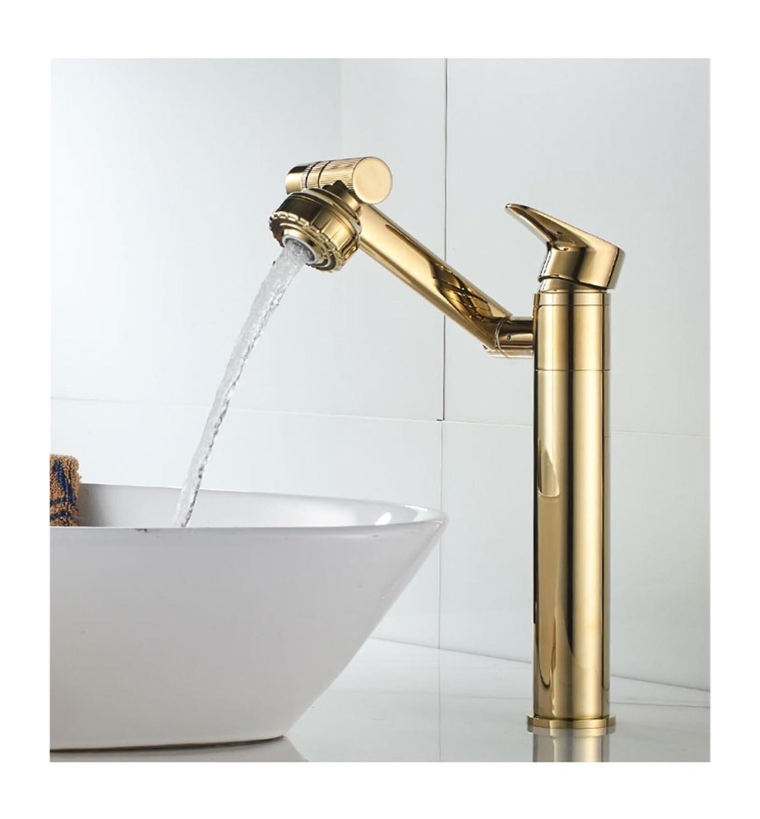 Robinet de lavabo rotatif pour simplifier la routine beauté de votre famille