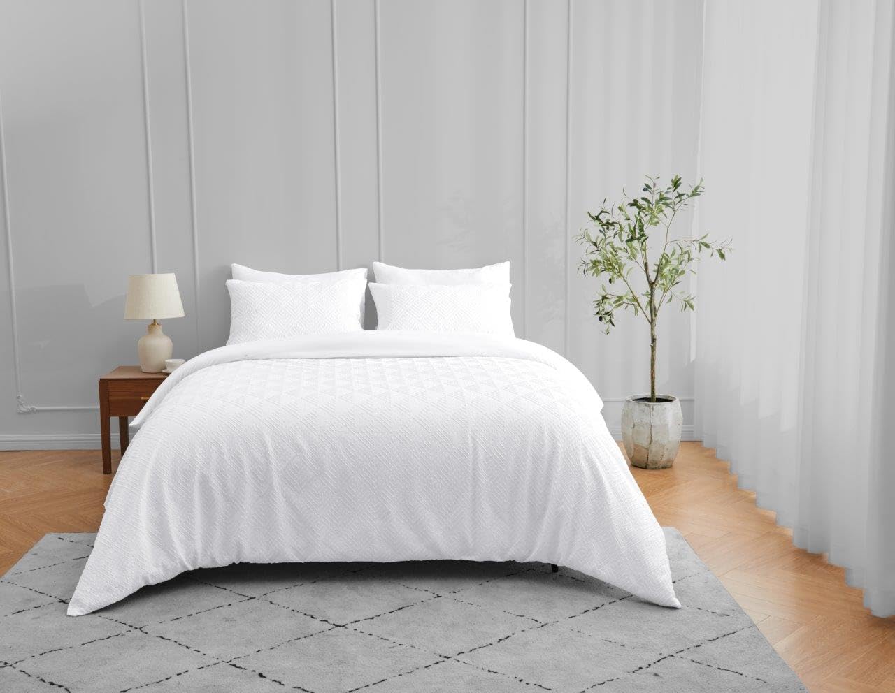 Truro Triangle Duvet Cover Set - Tufted Microfiber Bedding, Soft & Breathable Duvet Cover with Corner Ties, Signature Duvet Sets, All-Season Comfort (White, Double)